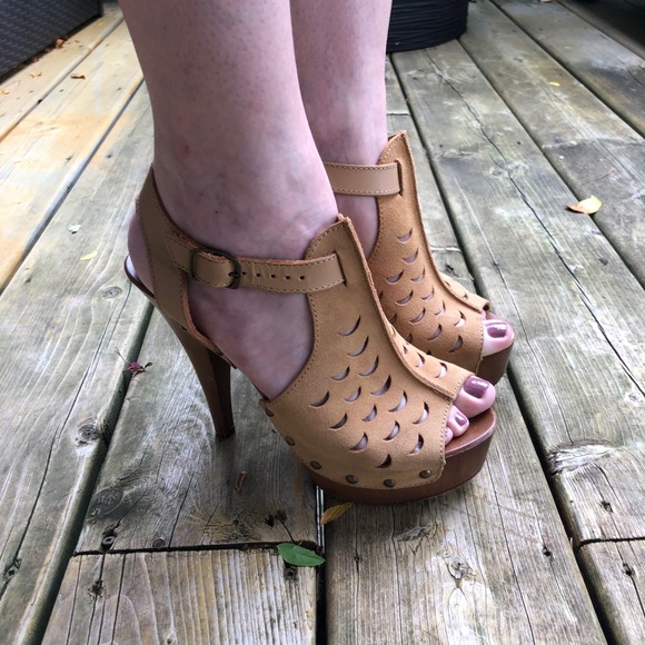 Italian Leather Platform Wood Heels Clogs Sandals - Picture 2 of 7